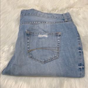 Decree distressed jeans women’s size 17